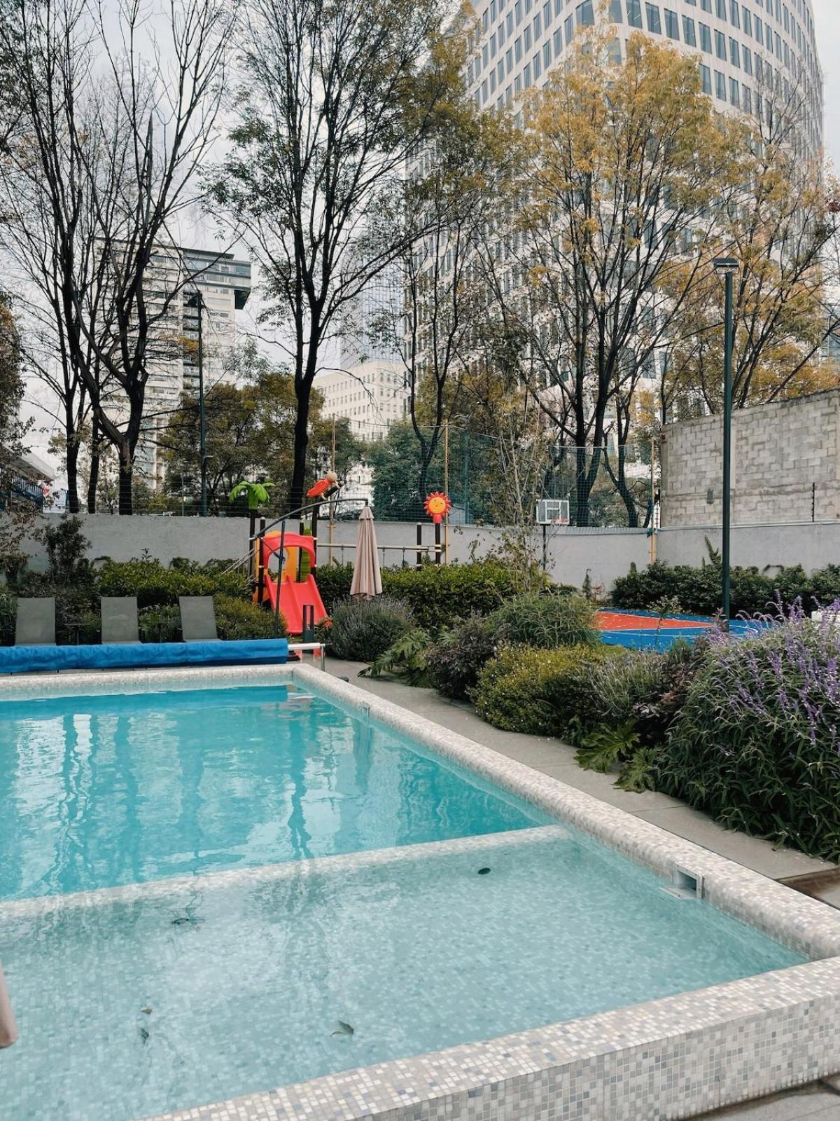 Sunlit Prime Location In Polanco Fast Wifi Mexico City
