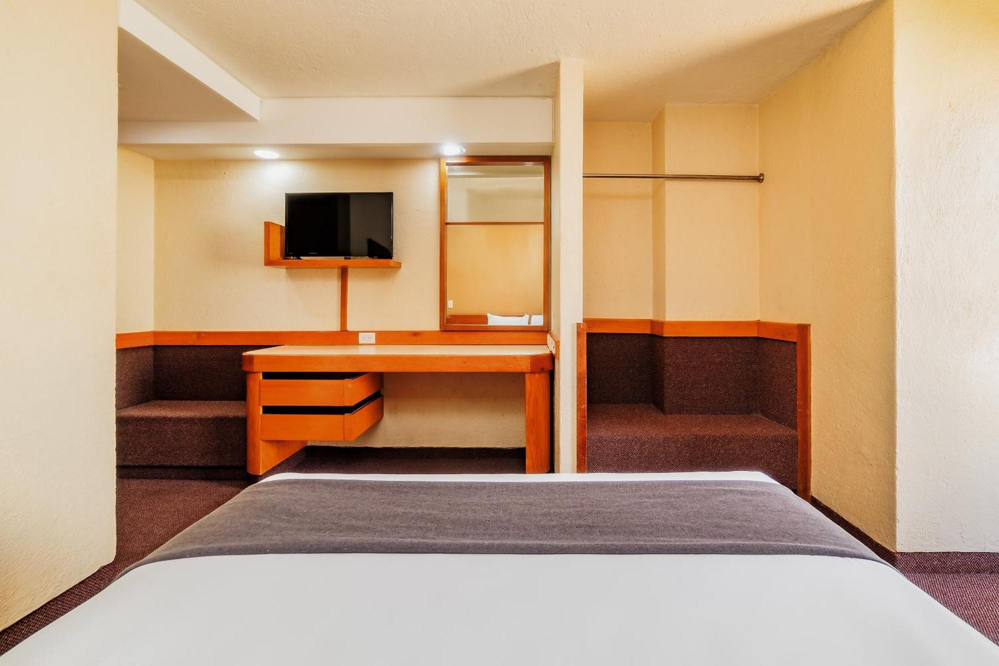Oyo Hidalgo Hotel Mexico City