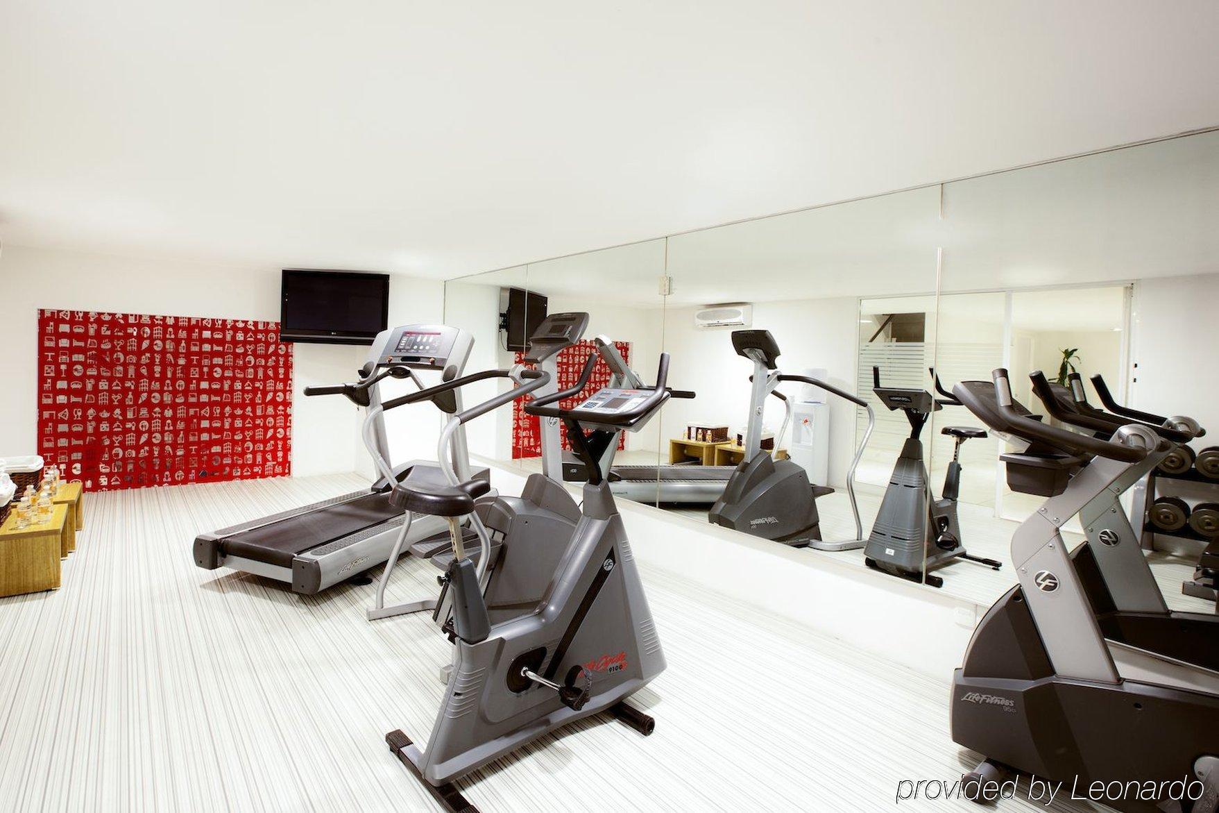 Hotel Fiesta Express Naucalpan 4*