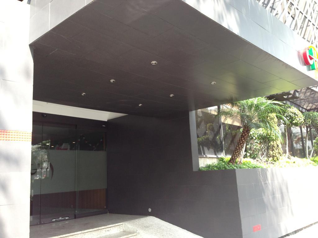 Hotel Amazonas Mexico City