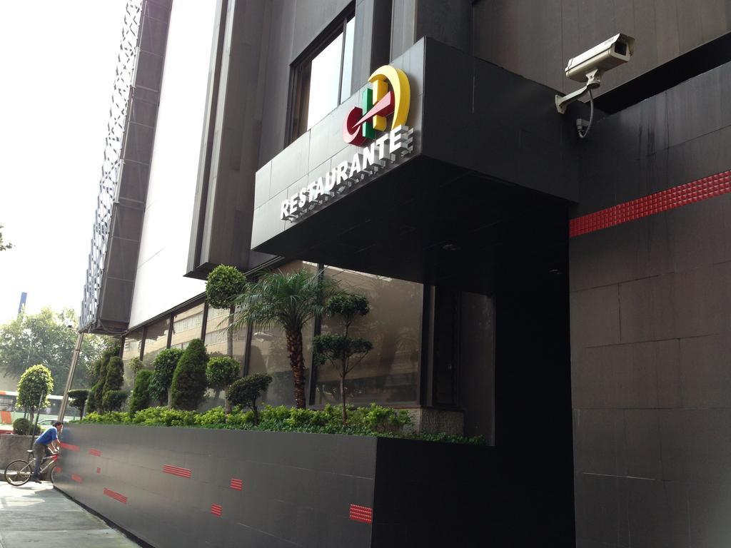 Hotel Amazonas Mexico City