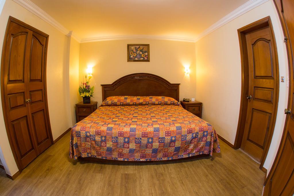 Hotel Excalibur
