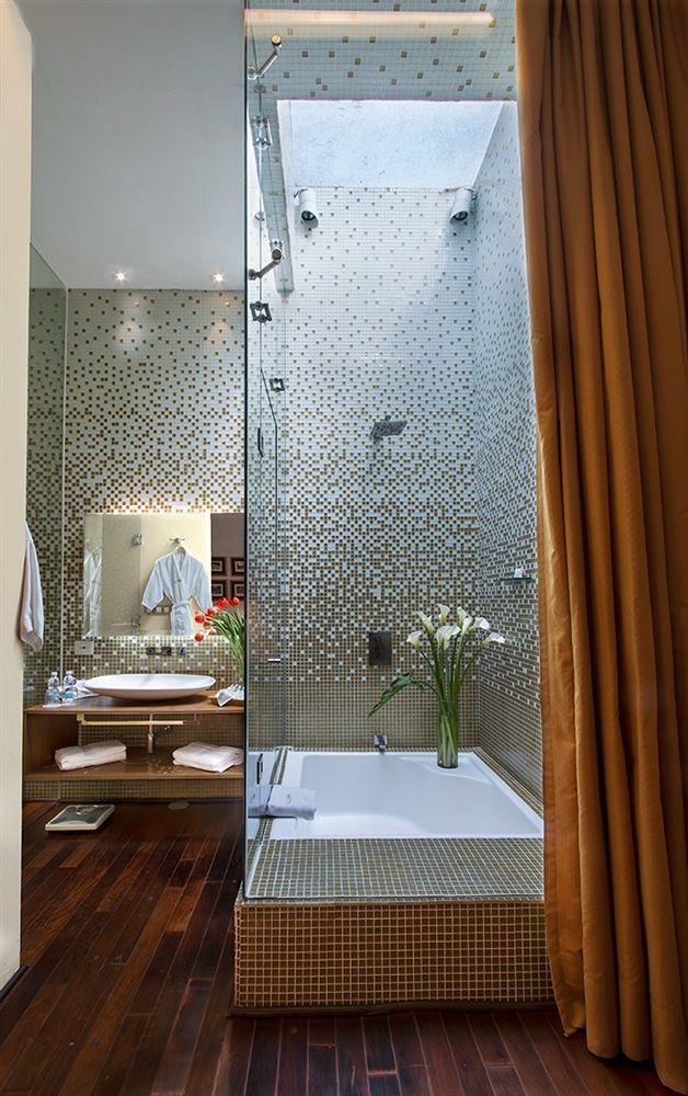 De Cortes Hotel 5*