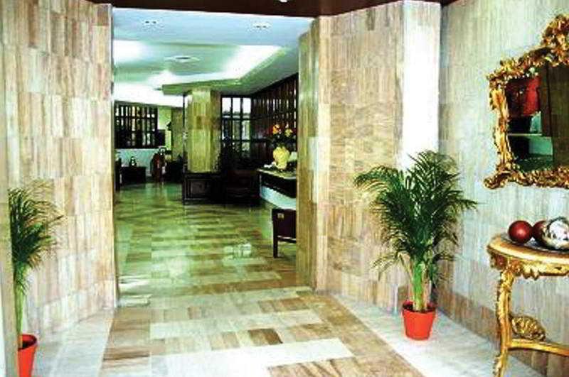 Ambassador Hotel 4*