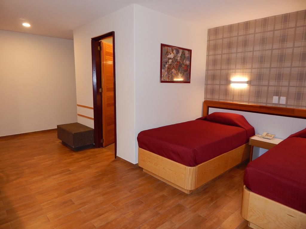 El Salvador Hotel 3*