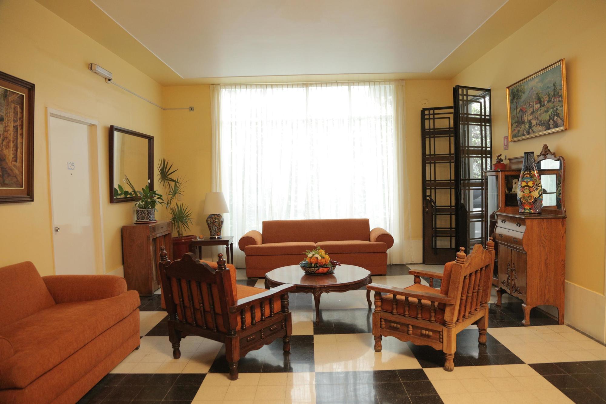 Hotel Casa Gonzalez 4*