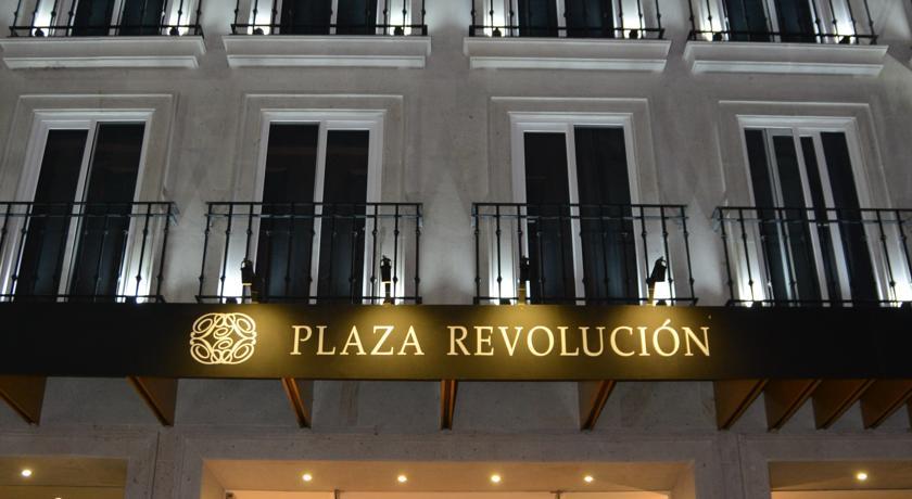 Plaza Revolución Hotel