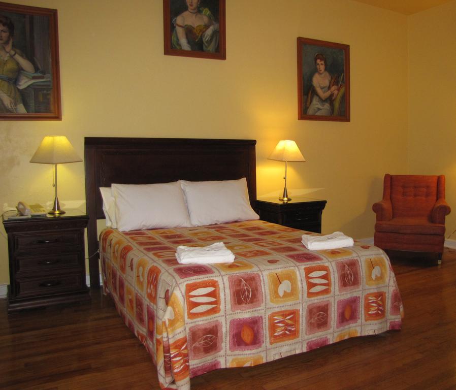Casa Gonzalez 4*