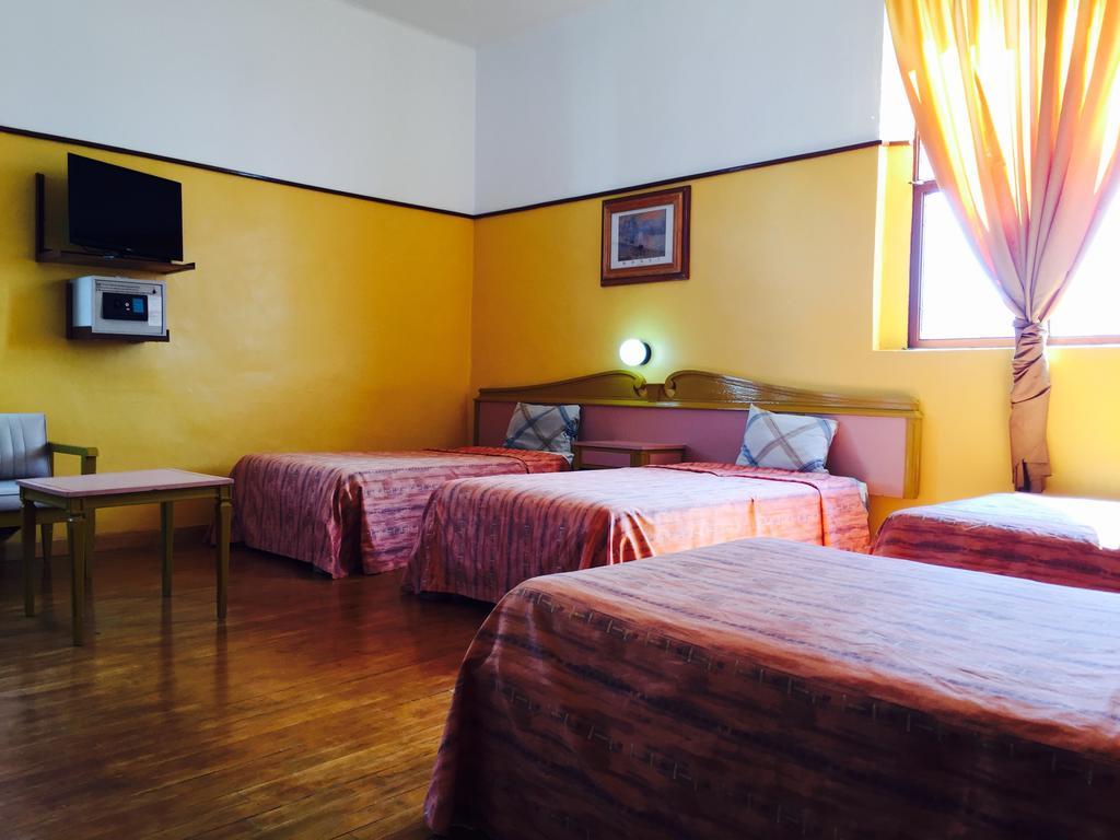 Hotel Isabel 3*