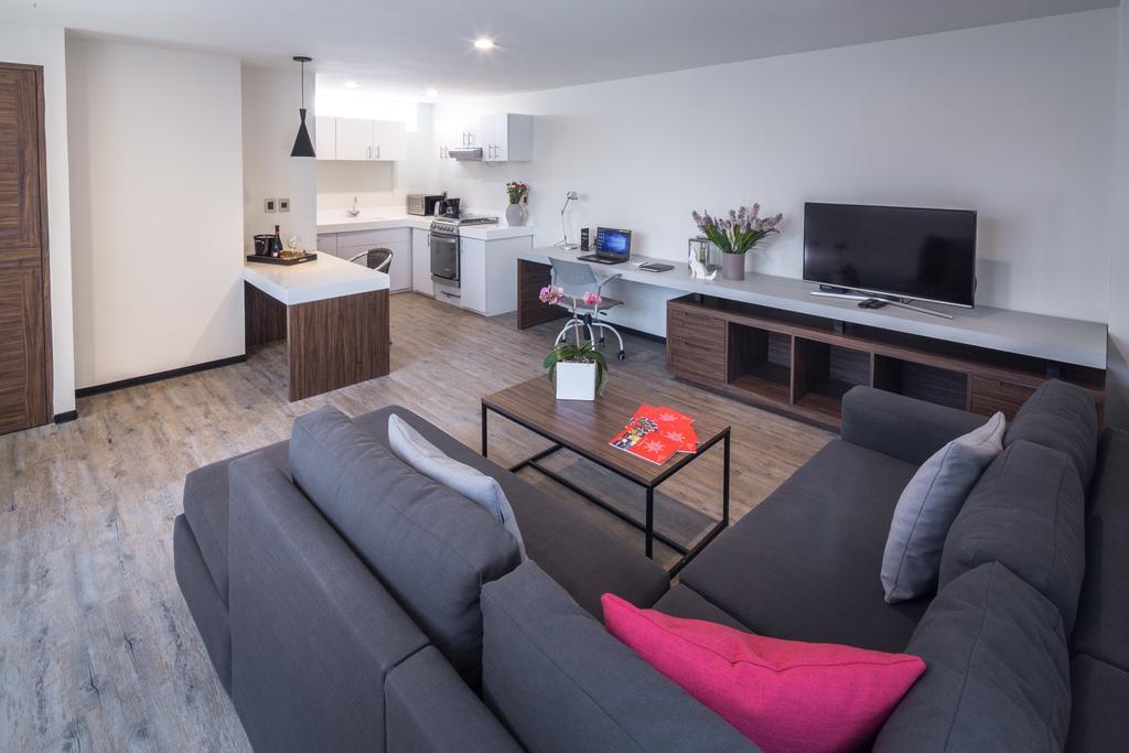 Flowsuites Wtc Aparthotel
