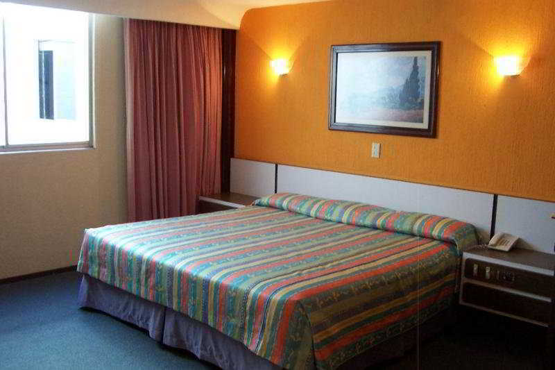 Segovia Regency Hotel Mexico City