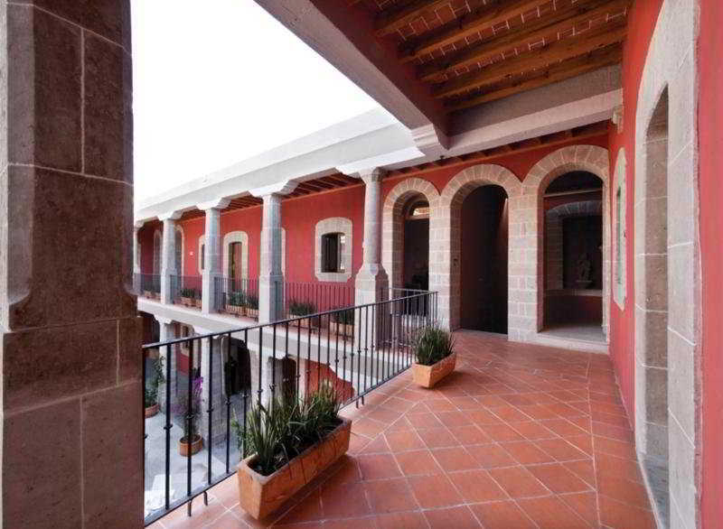 De Cortes Hotel 5*