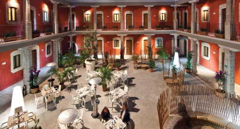 De Cortes 5*