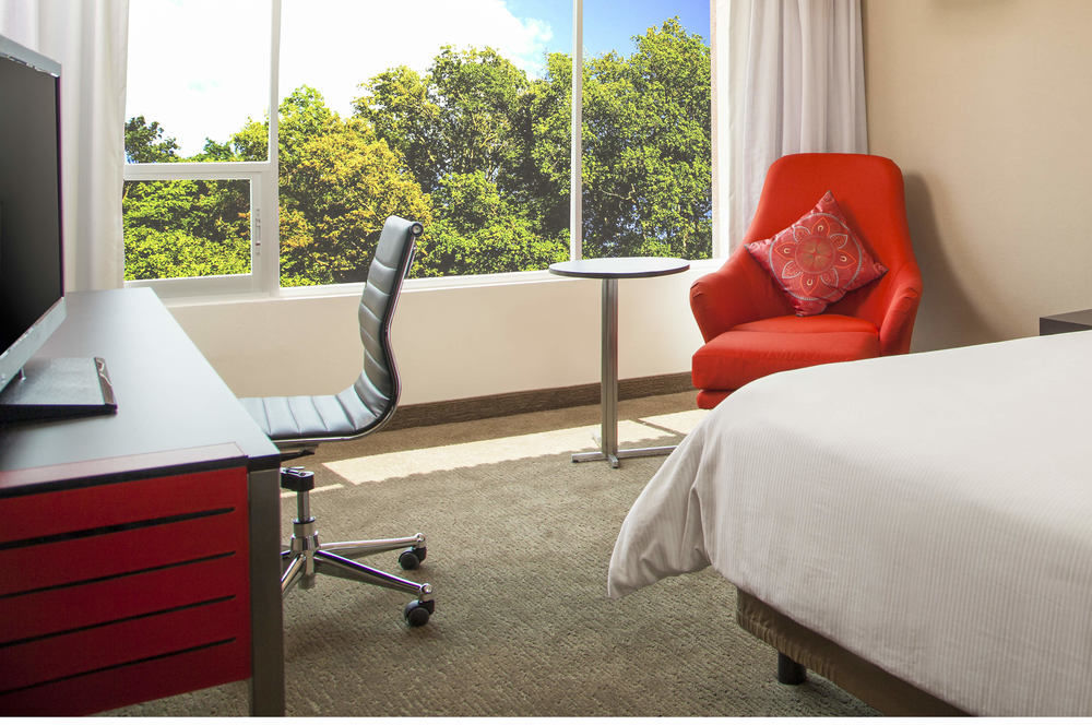 Hotel Fiesta Aeropuerto Cd 3*