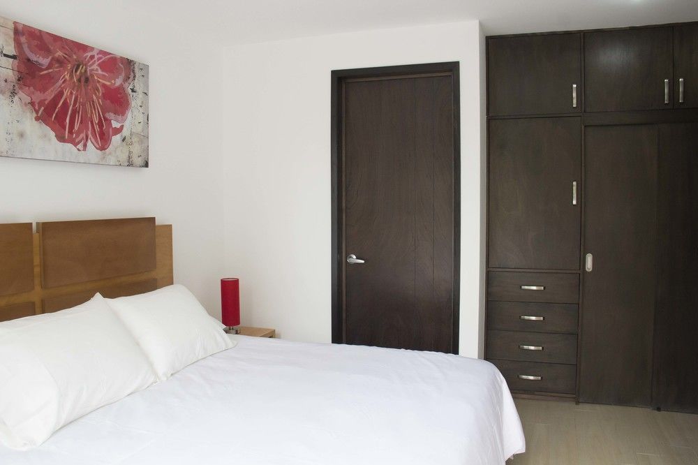 Homfor Napoles Mexico City