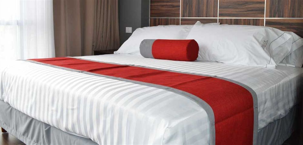 Hotel Block 4*