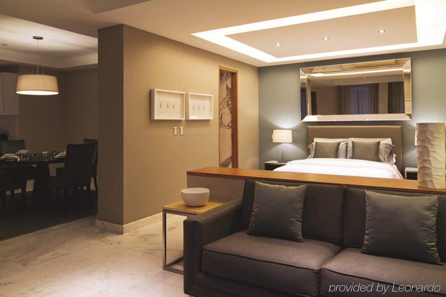Pennsylvania Hotel 4*