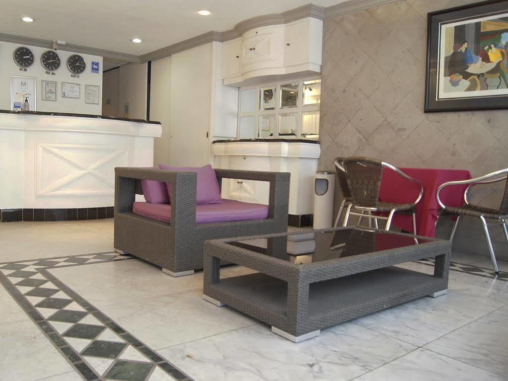 Flowsuites Wtc Aparthotel 4*