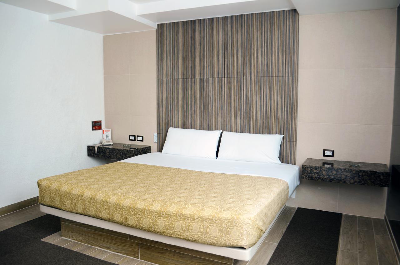 Hotel Santa Cruz *