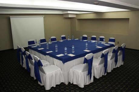 Doubletree By Hilton Airport Area 3* Mexico City
