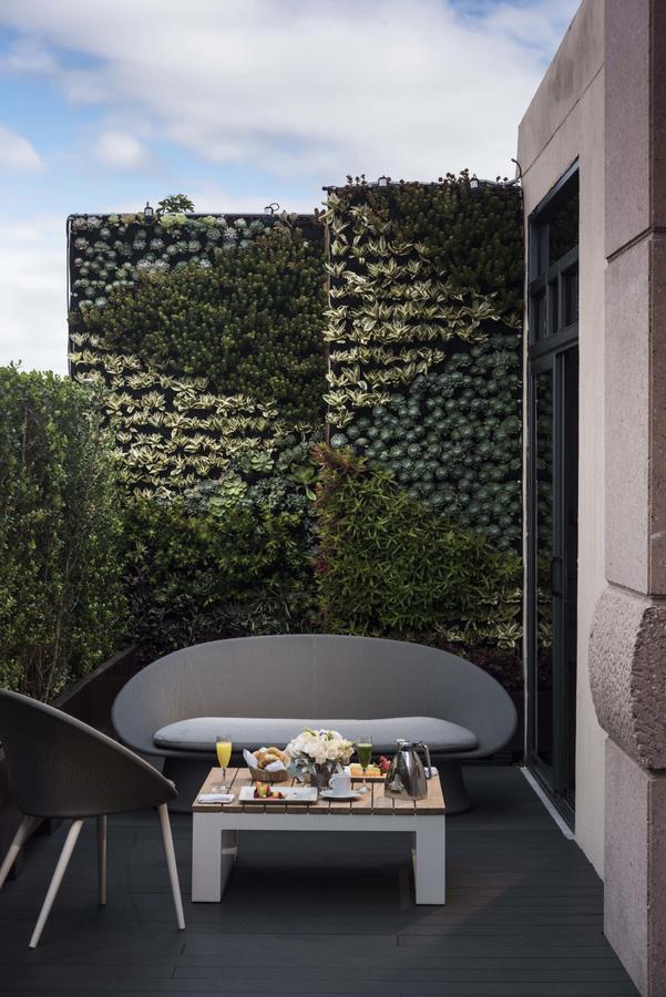 Marquis Skysuites 5*
