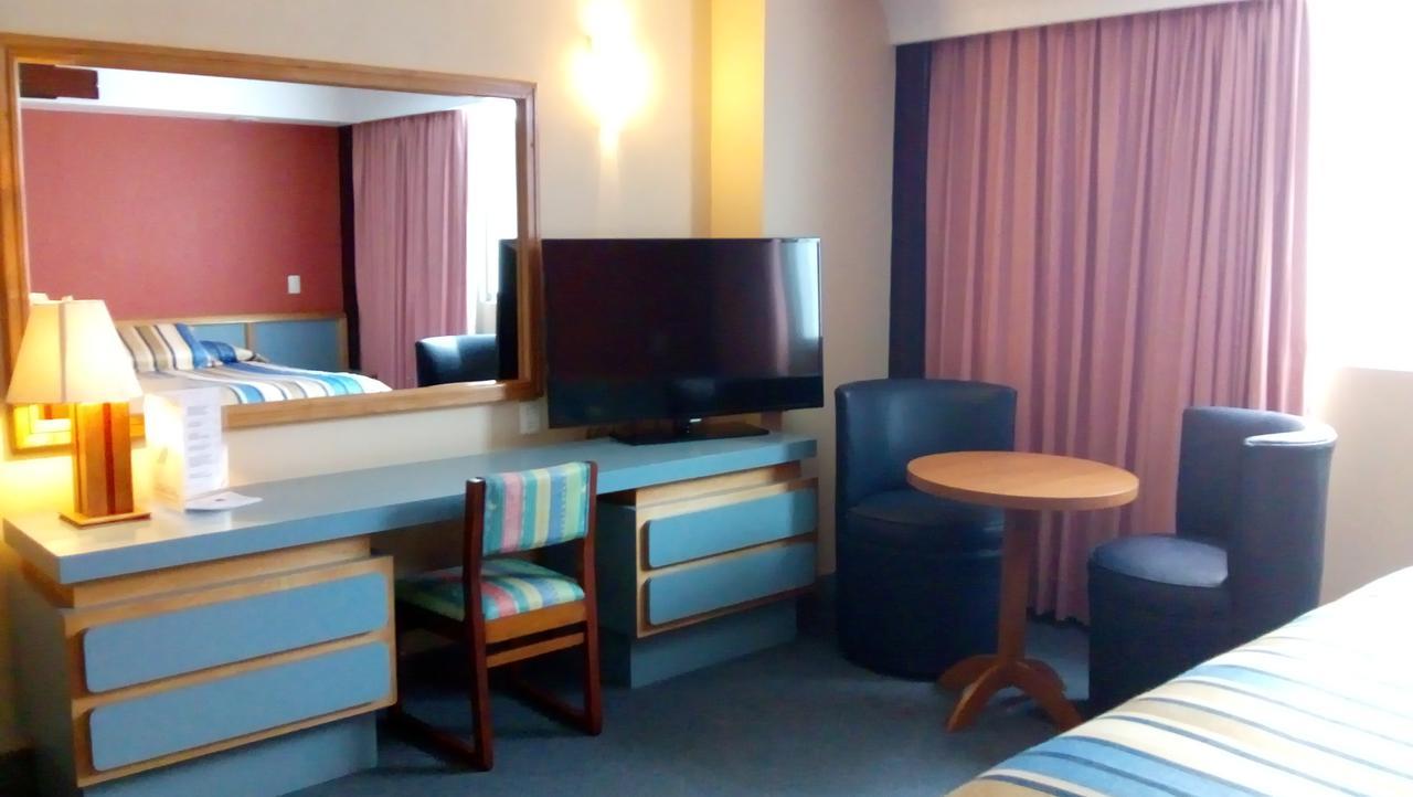 Hotel Segovia Regency 4*