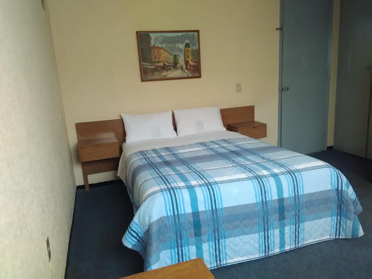 Hotel Polly Mexico City