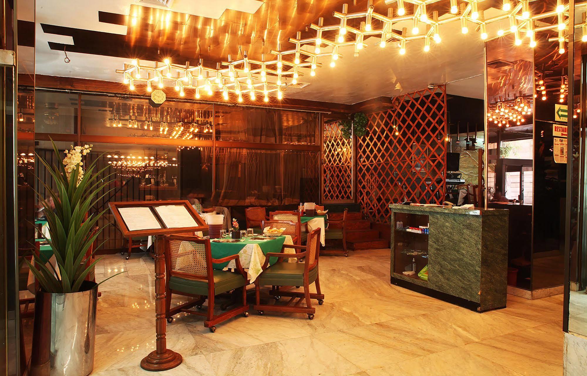 Hotel Reforma Avenue 3*