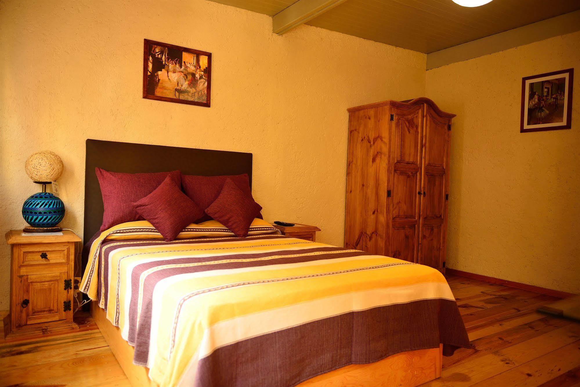 Mex Suites Casa Azúl Bed and breakfast 5*