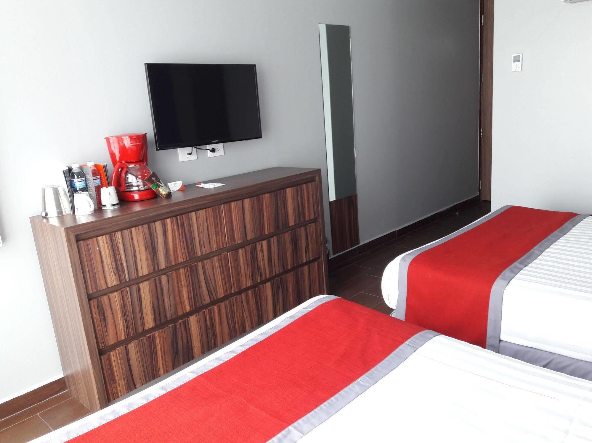Hotel Block