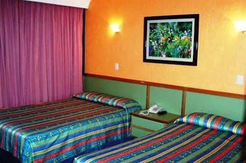Segovia Regency Hotel Mexico City