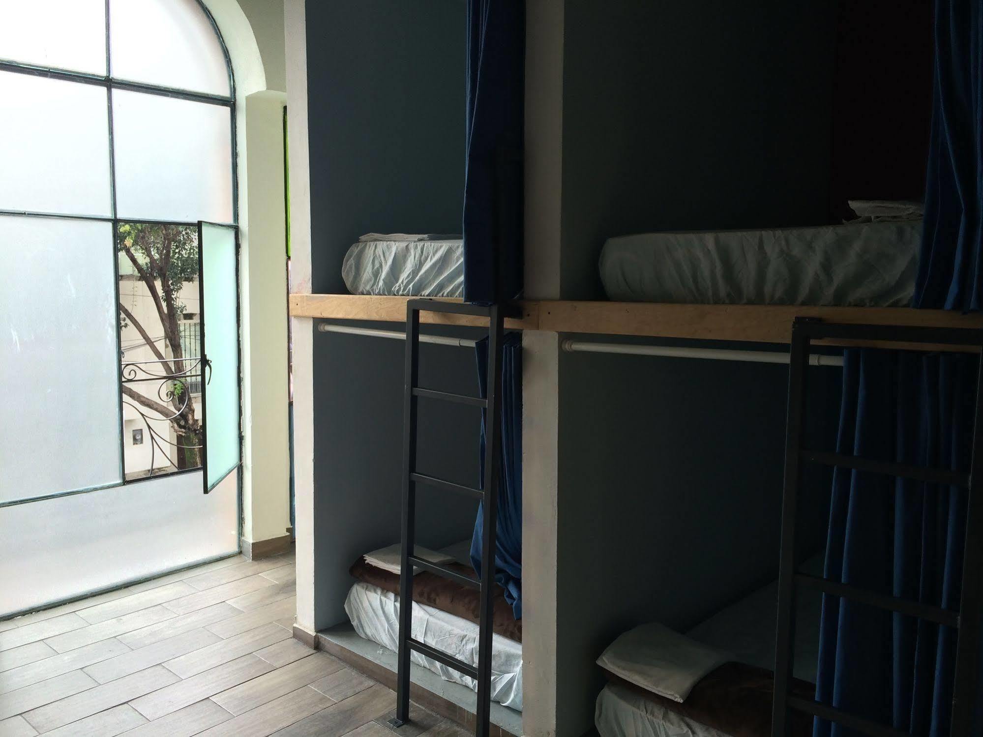 Hostel Capsule Mexico City