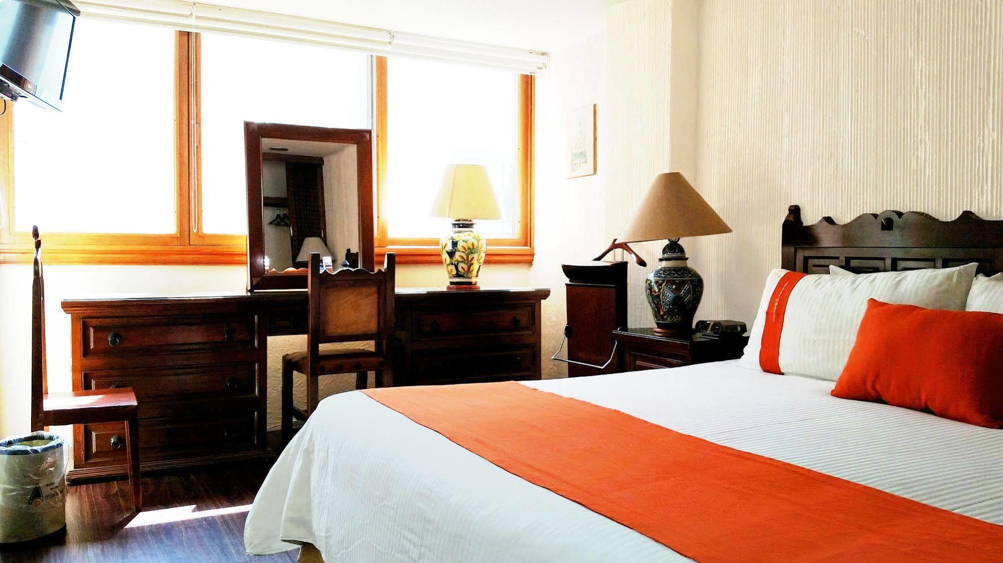 Hotel Amberes 64, Ascend Collection 4*