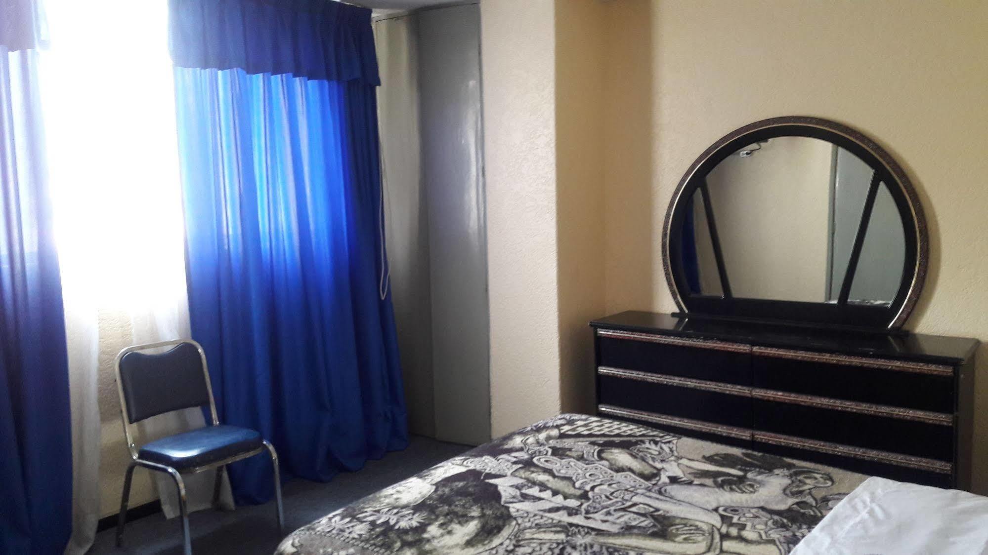 Hotel Polly 2*