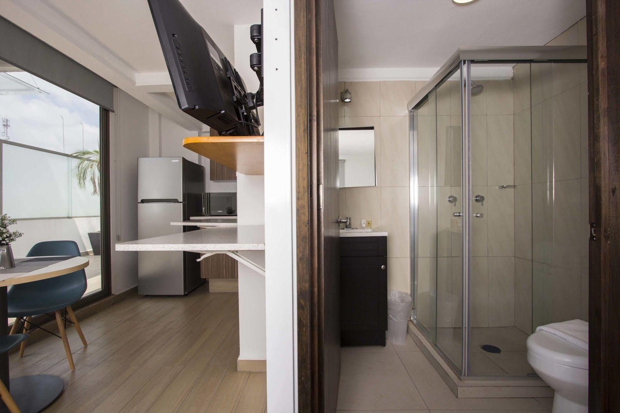 Homfor Napoles Apartment