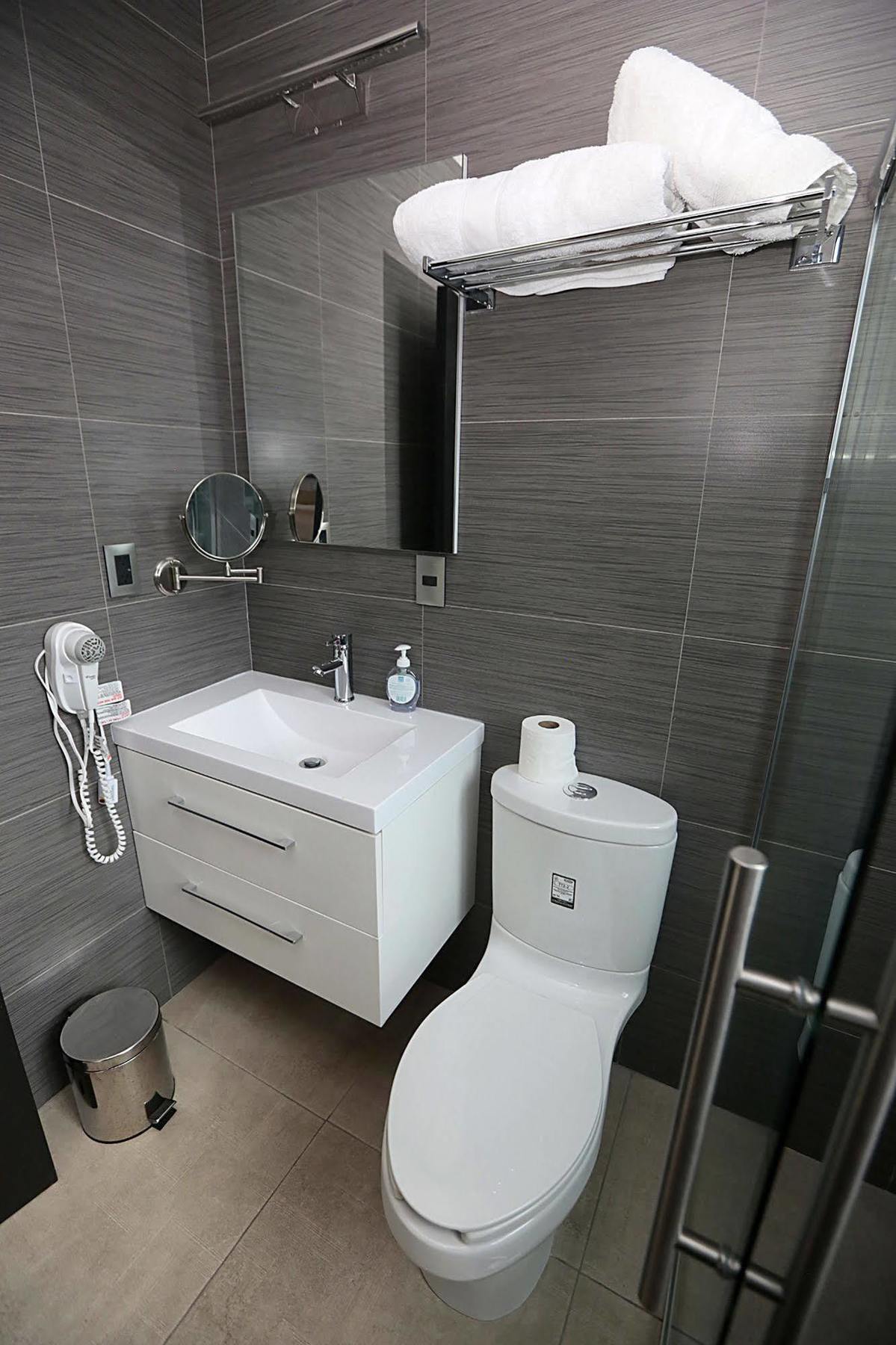 Condesa 3*