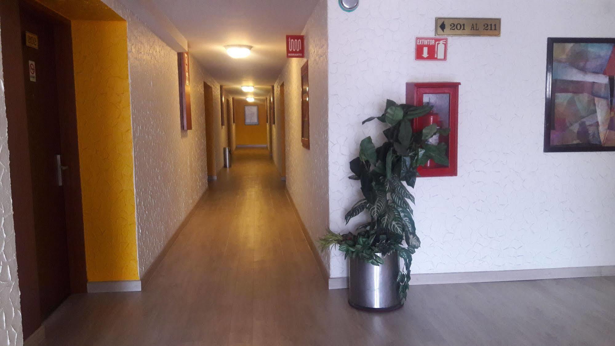 Montreal Hotel