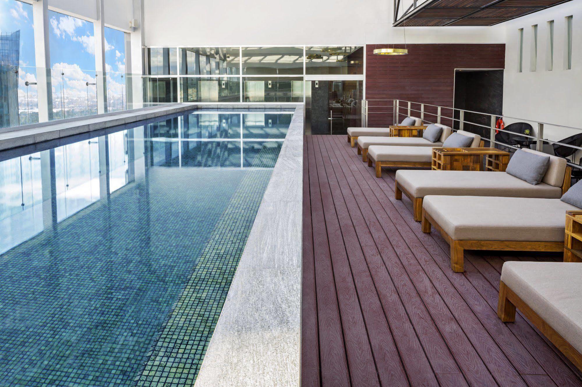 Hotel Fiesta Americana Toreo 5*