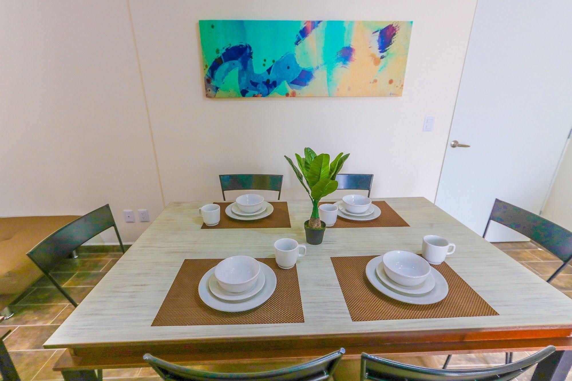 Homfor Viaducto Apartment