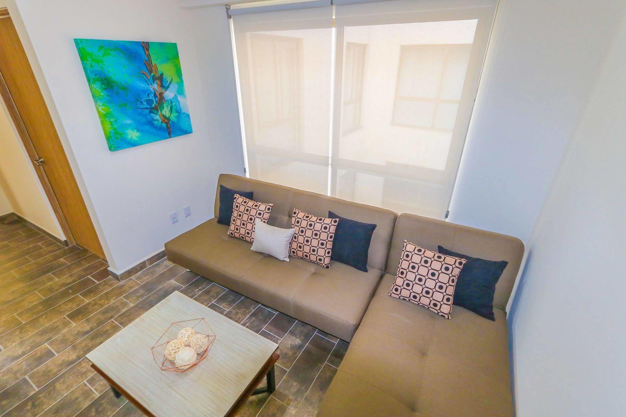 Homfor Viaducto Apartment