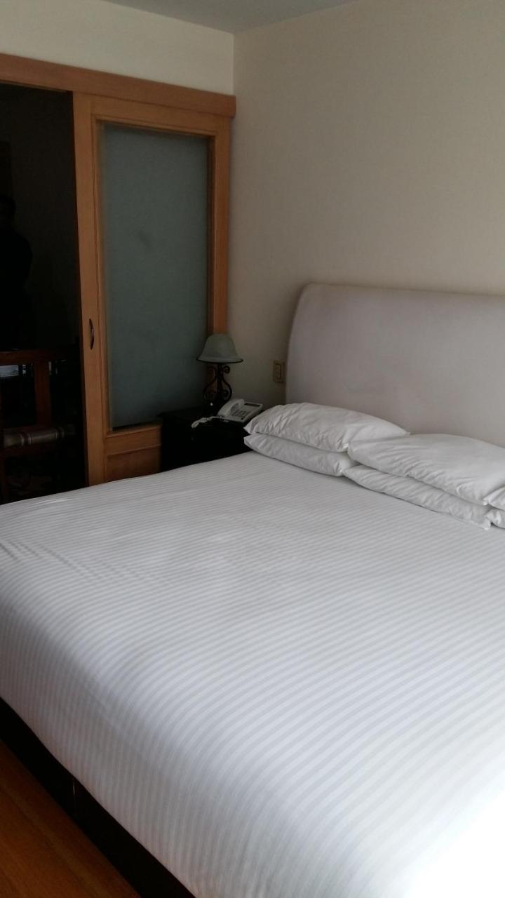Apartahotel Lerma 202 3*