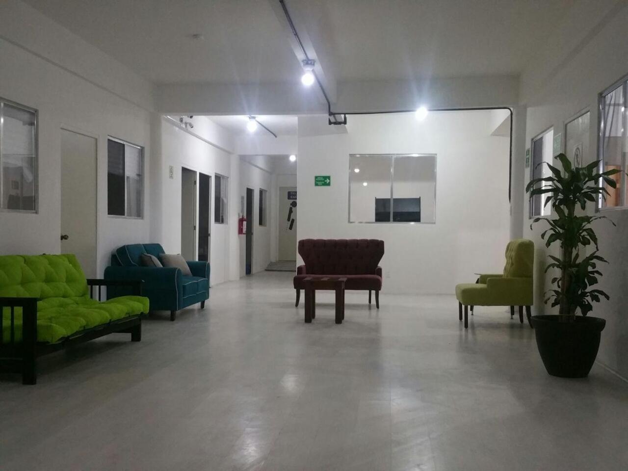 Zocalo Pino Suarez Hostel Mexico City