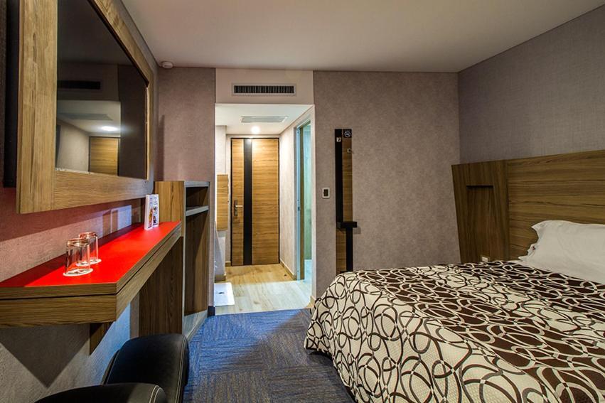 Zaragoza Boutique 3*