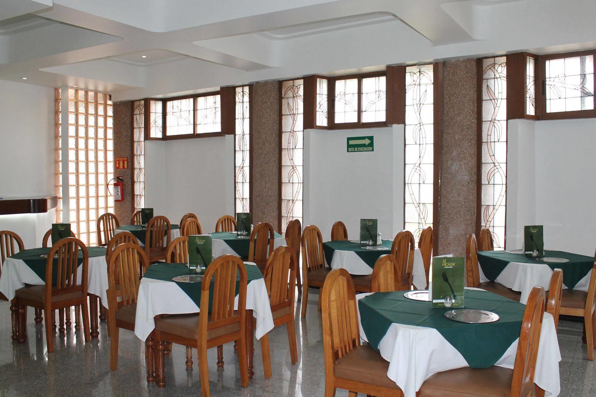 Hotel Escala Siglo Xxi 4*