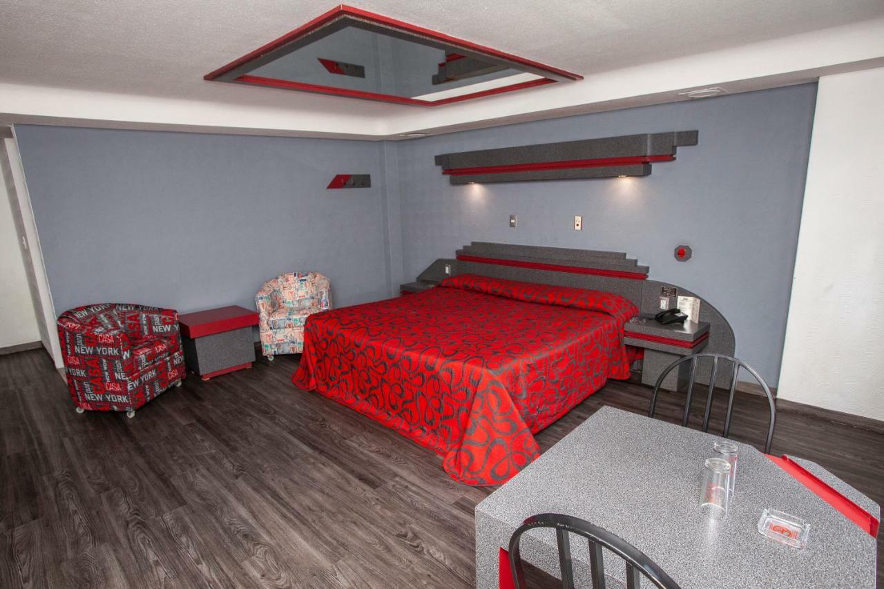 La Rosa - Solo Adultos Hotel Mexico City