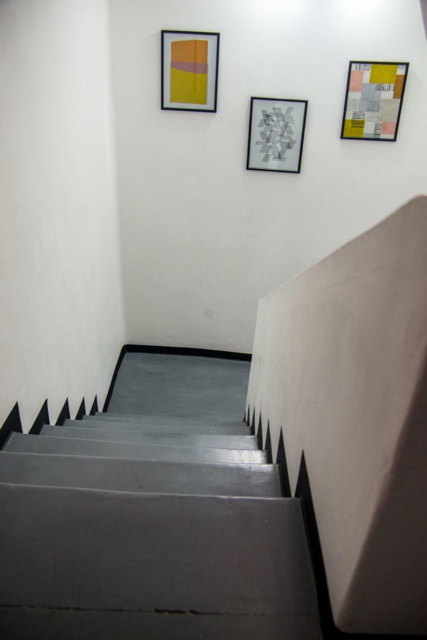 Estudio 2* Mexico City
