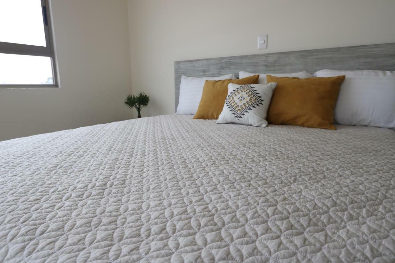 Homfor Viaducto Apartment