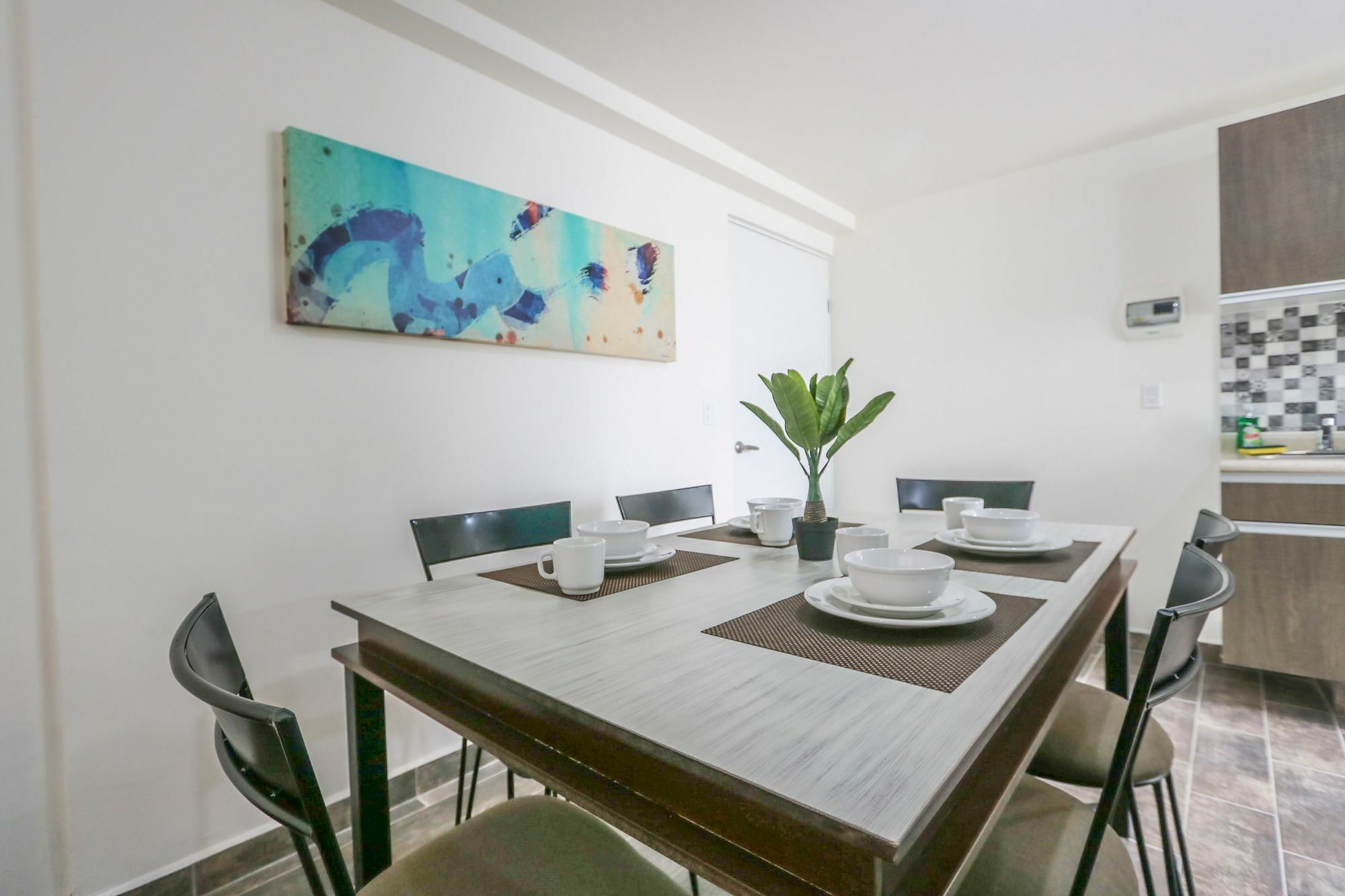 Homfor Viaducto Apartment