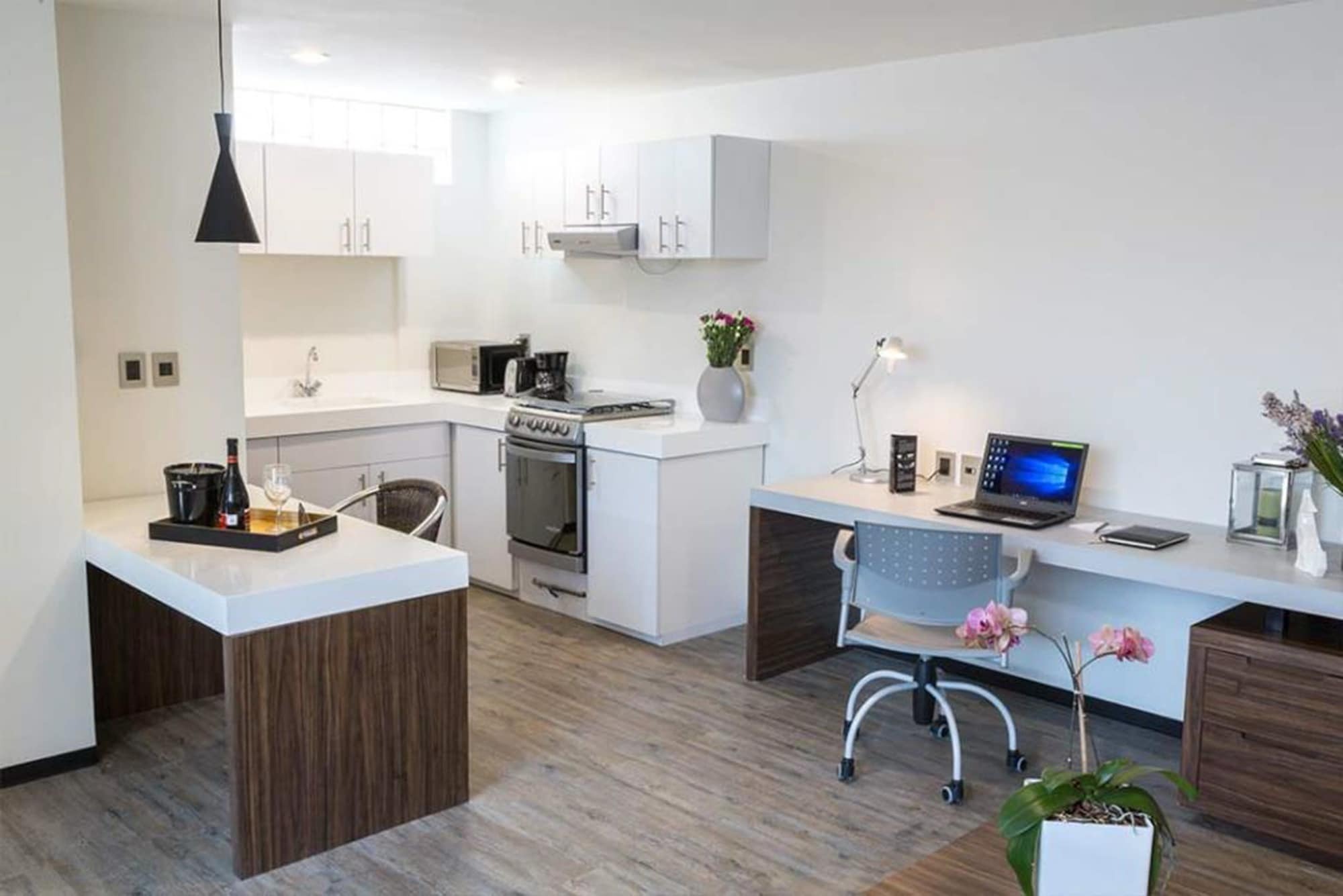 Flowsuites Wtc Aparthotel