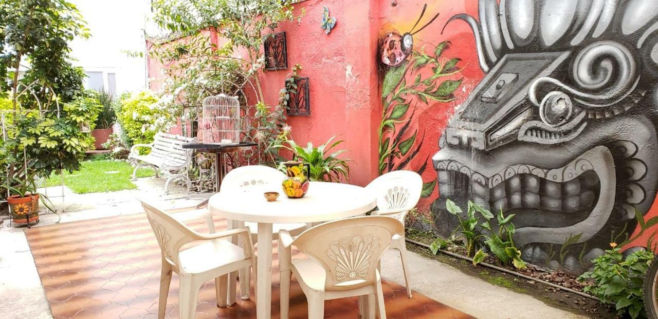 Guest house Anys Hostal Mexico City